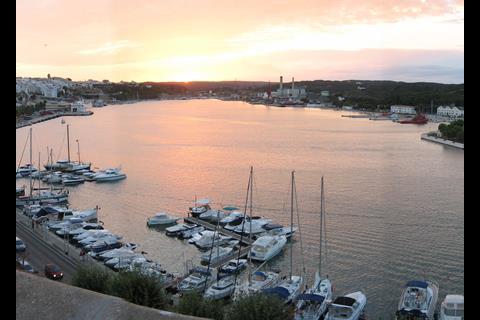 Mahon harbour. Credit: Carles Garcia-Roca, CC BY 2.5 ES
